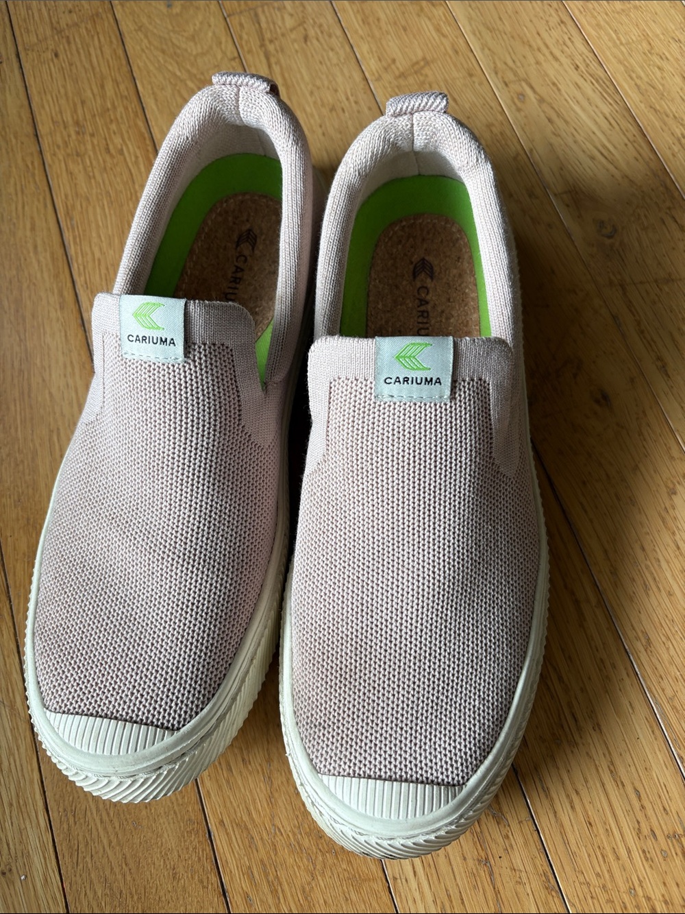 CARIUMA SLIP ON SNEAKERS WOMANS 8.5 Light pink